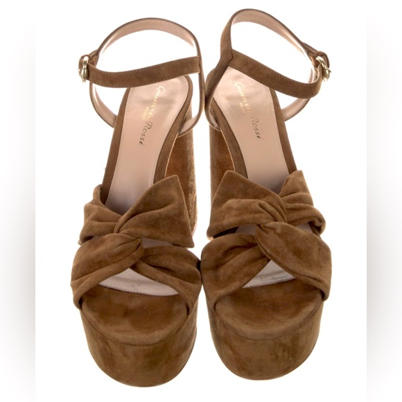 GIANVITO ROSSI SUEDE PLATFORM HEELS - Picture 3 of 6